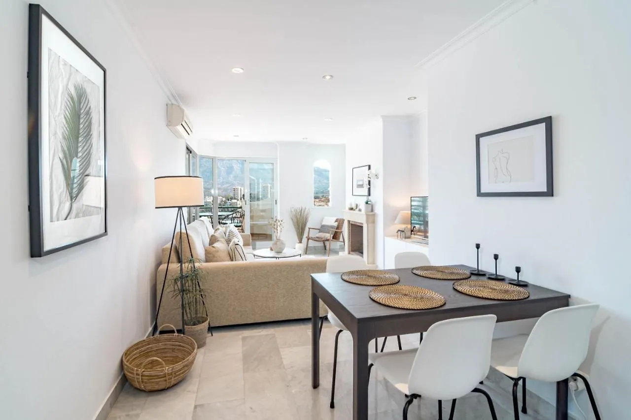 Sam24I- Cozy Apartment Walking Distance To Beach Μαρμπέλλα