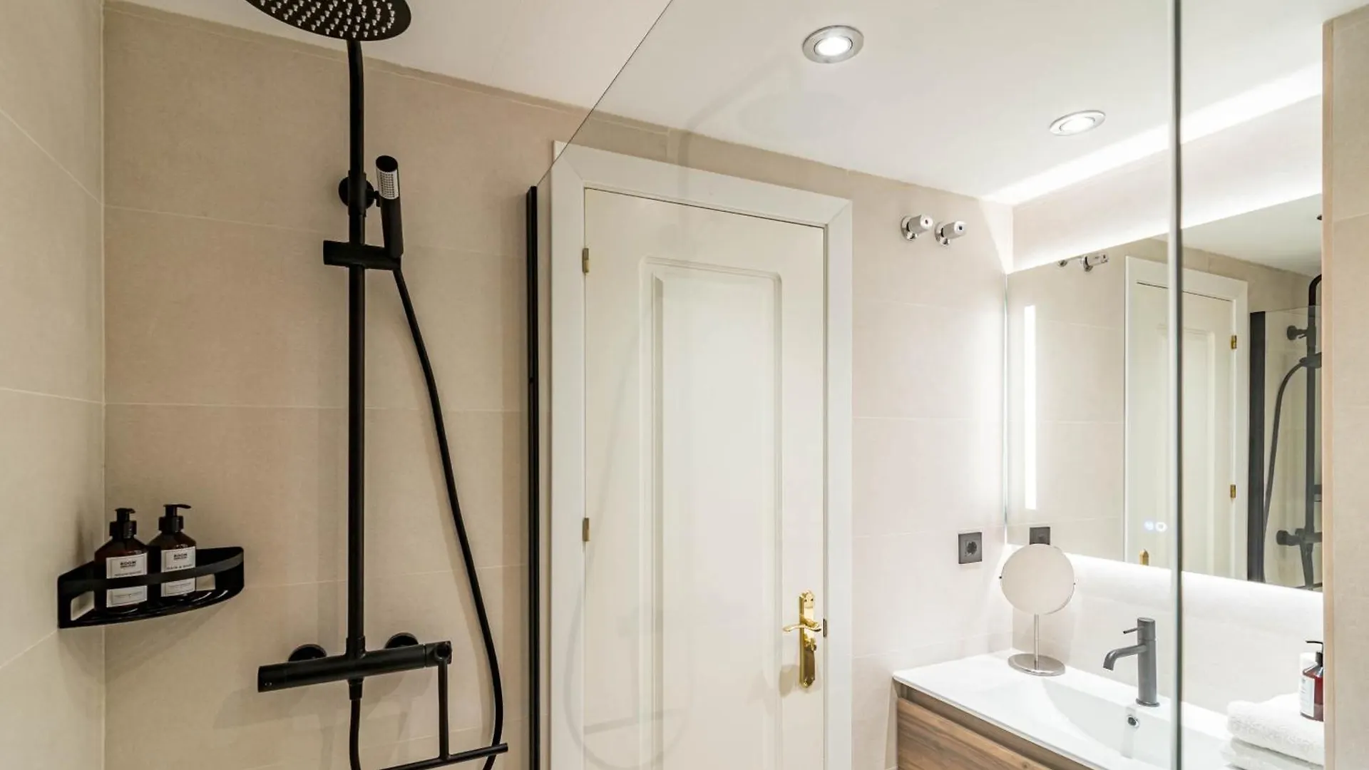 Sam24I- Cozy Apartment Walking Distance To Beach Μαρμπέλλα 0*,  Ισπανία